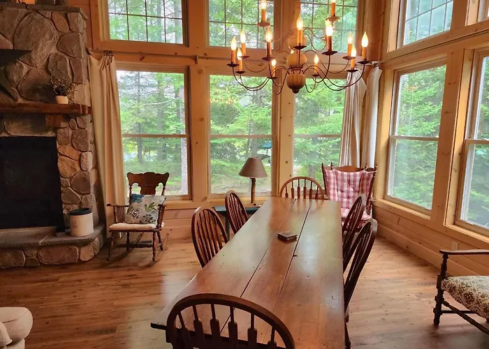 River Bend Escape By Leavetown Vacations